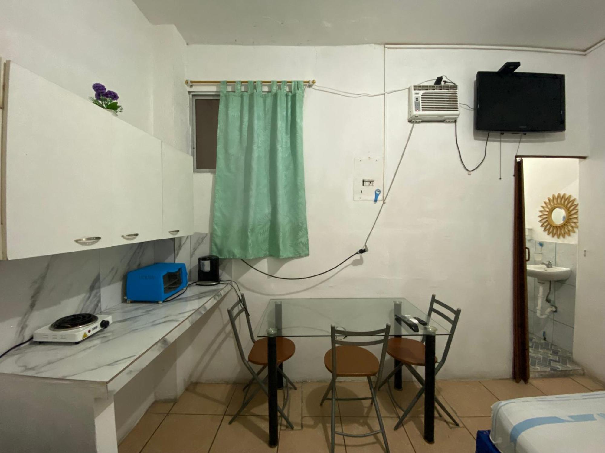 Playa Suites, Cerca Del Malecon Manta Buitenkant foto