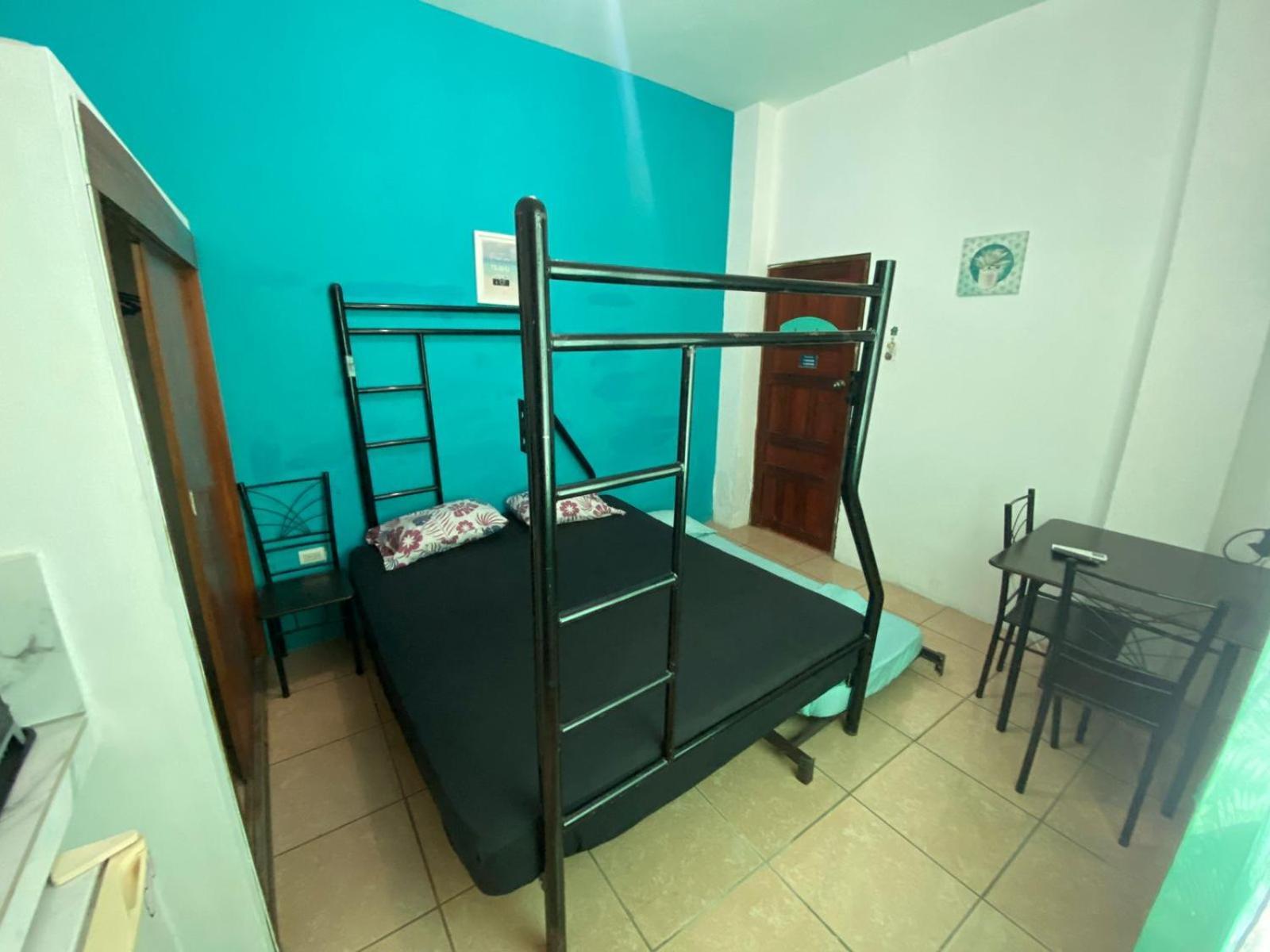 Playa Suites, Cerca Del Malecon Manta Buitenkant foto